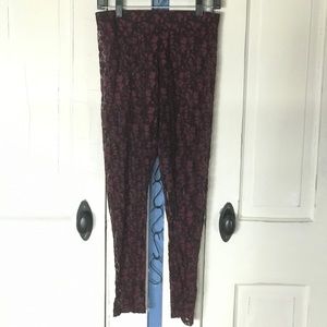 Maroon lace tights